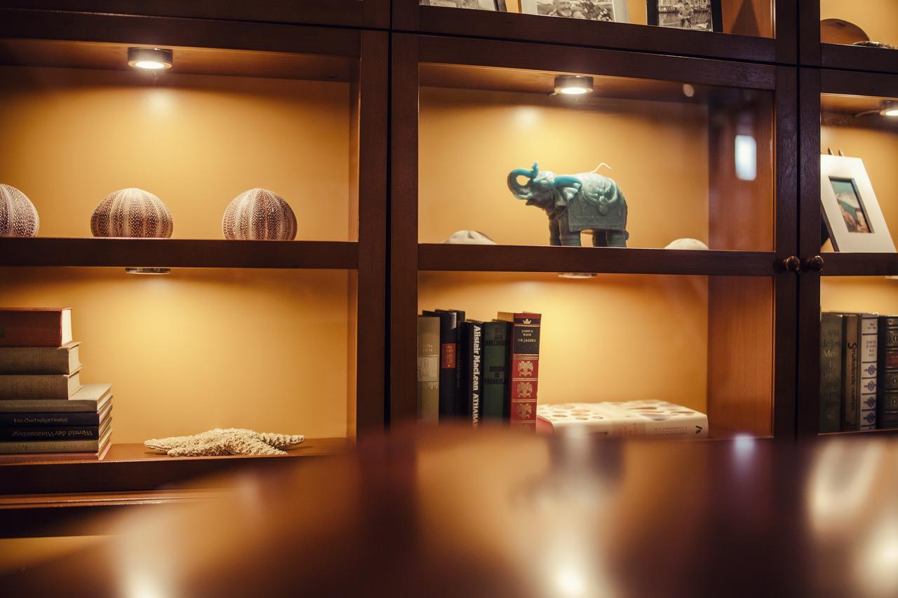 デルタ ホテル フラールディンヘン エクステリア 写真